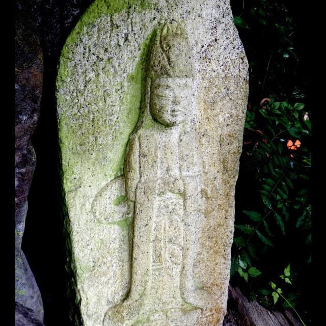 製糸工場で働く工女